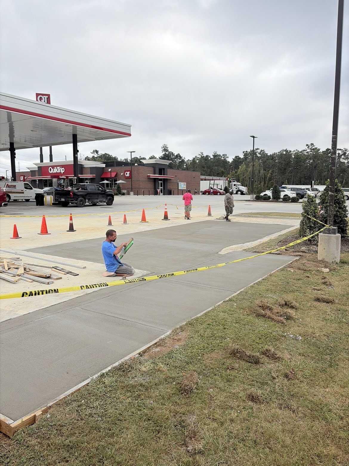 Pedestrian crosswalk striping
